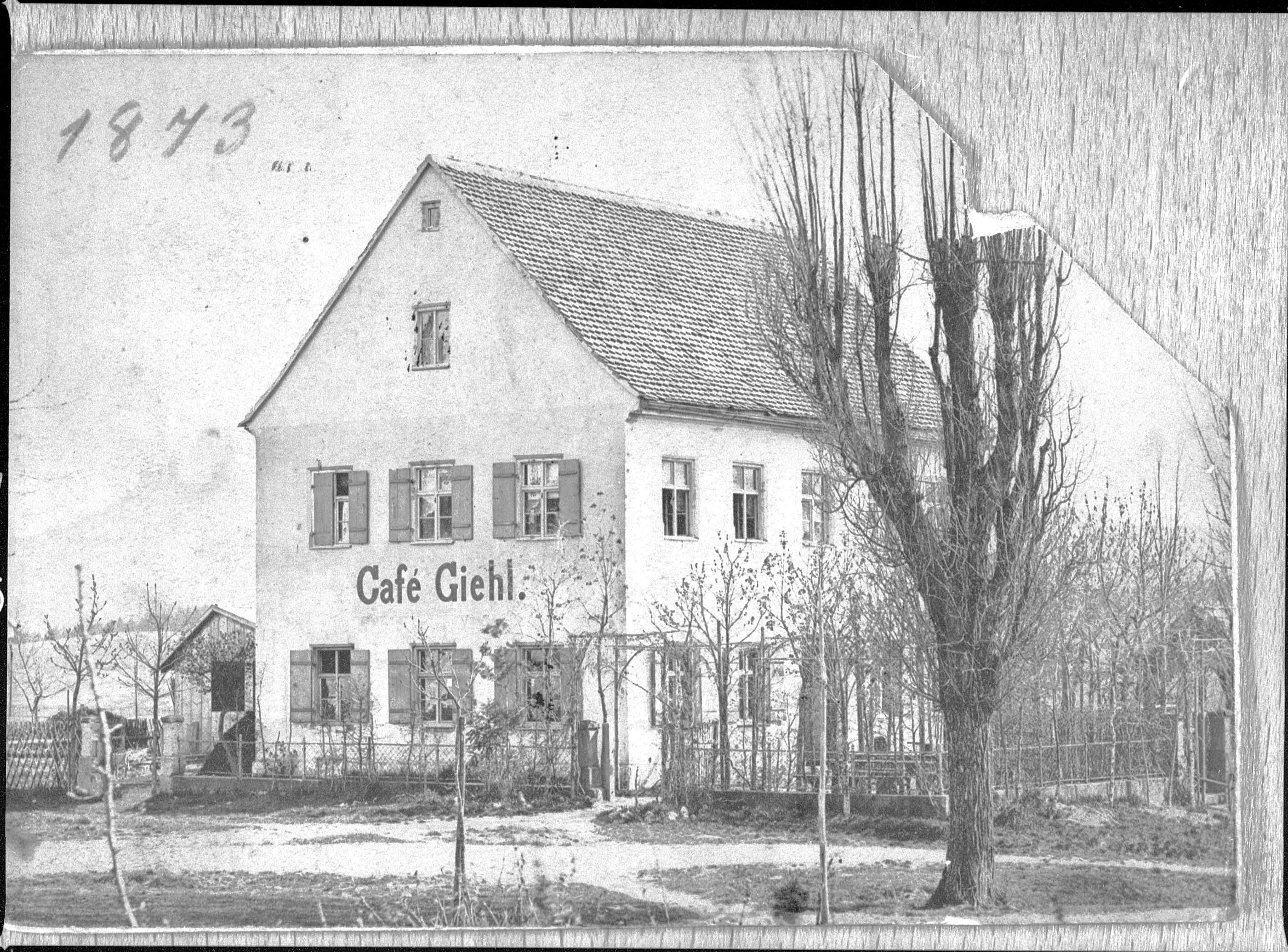 023 Cafe Giehl